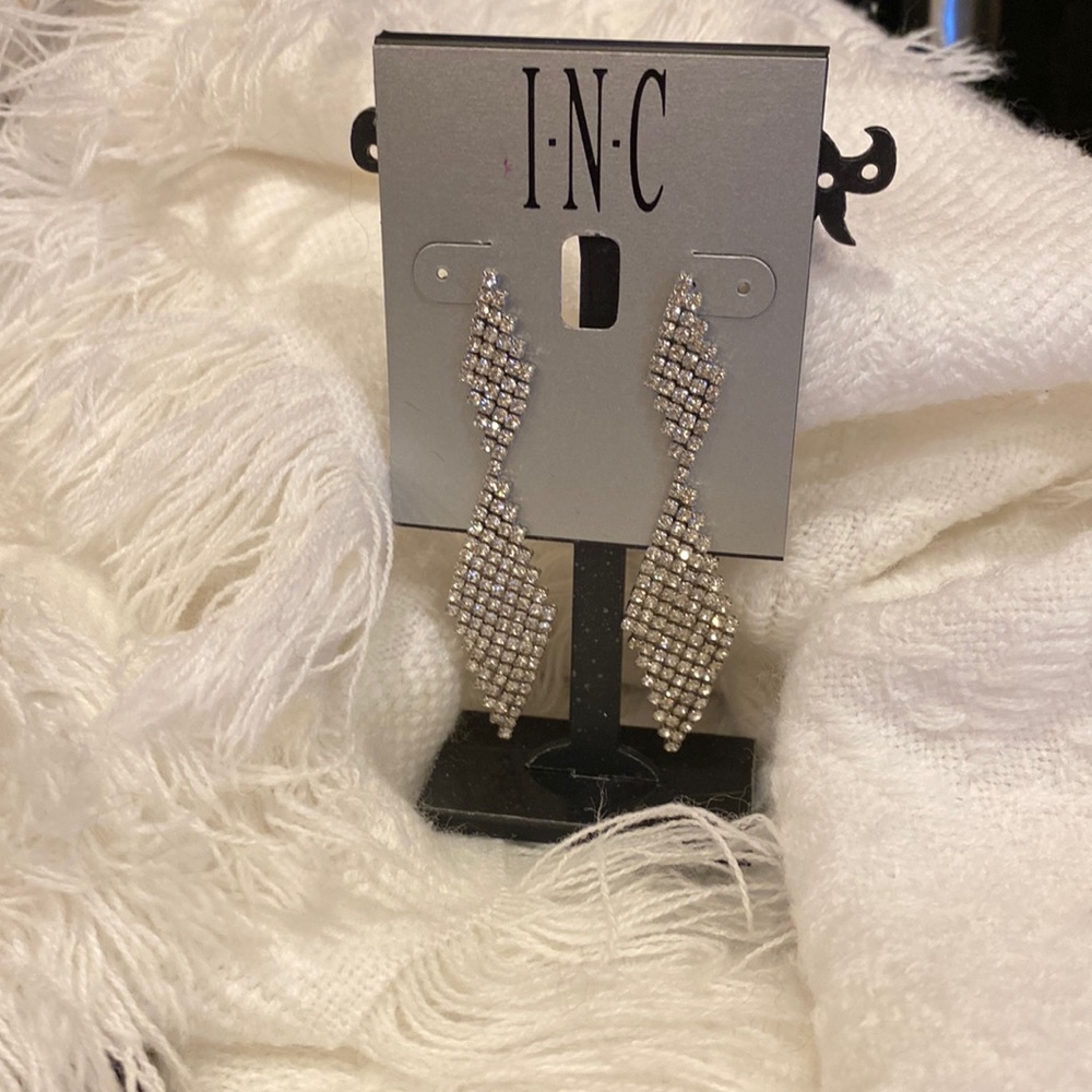 INC Silver Rhinestone Kite pierced dangle earrings NWT Very Lightweight